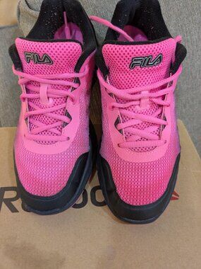 Fila Acumen Viz Athletic Shoes WOMENS Fuchsia Black SIZE 9 Great Condition